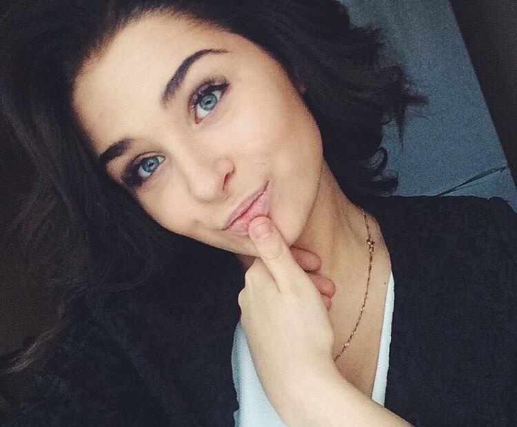 Алена привлекательная девушка из Бодайбо цена от 3500 руб