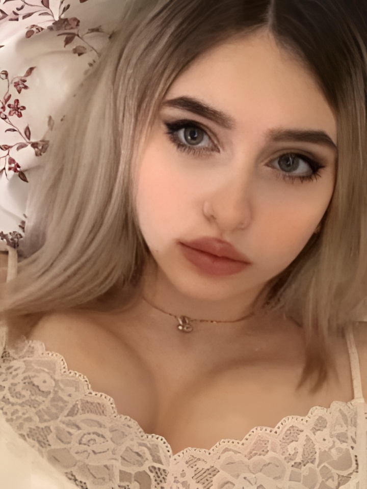 Индивидуалка Яна, доступна для личного знакомства от 10000 руб